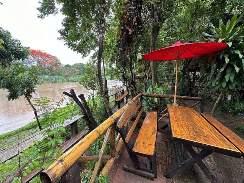 Chiang Mai: Mae Ping River Cruise & Optional Transfer - Wooden Homes, Cafés, and Everyday River Life