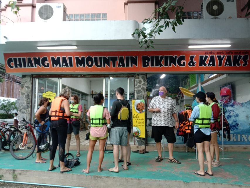 Chiang Mai: Ping River Night Kayaking into City Center - The 5:45 PM pickup and short ride out
