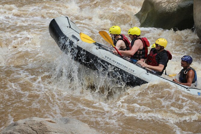 Chiang Mai Rafting in Mae Taeng River with Thai Buffet - Safety comes before the first rapid