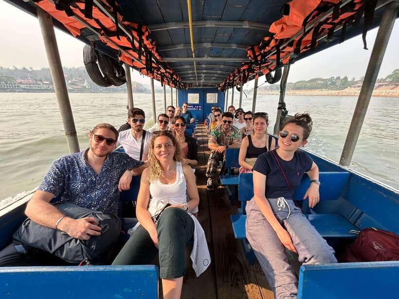 Chiang Rai: 7 Most Famous Highlights With Mekong Boat Trip - Wat Huay Pla Kang and the Guanyin statue
