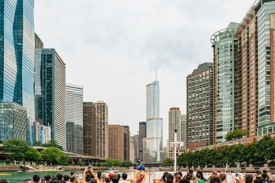 Chicago: Architecture River Cruise Skip-the-Ticket Line - Daylight, sunset, and evening departures