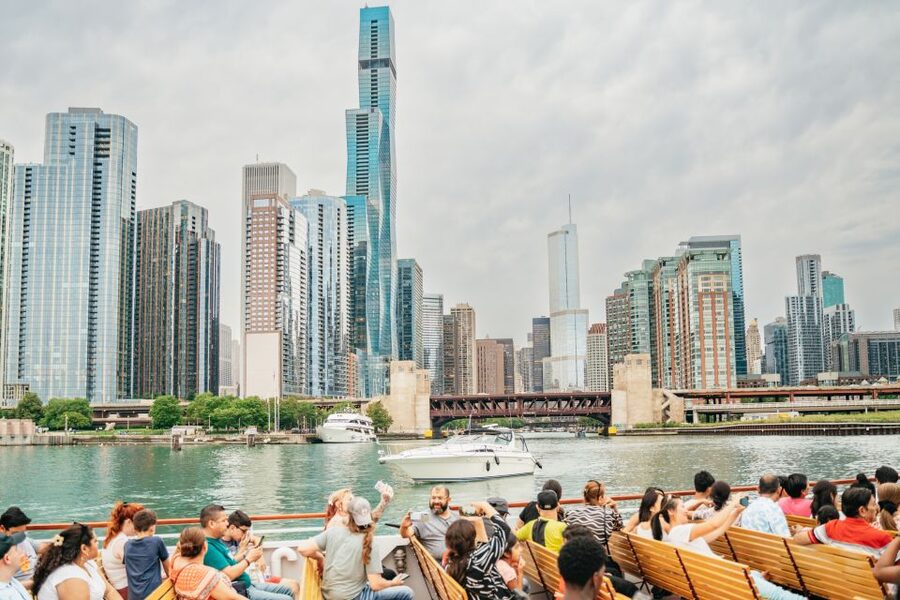 Chicago: Architecture River Cruise Skip-the-Ticket Line - How much the $39 ticket is worth