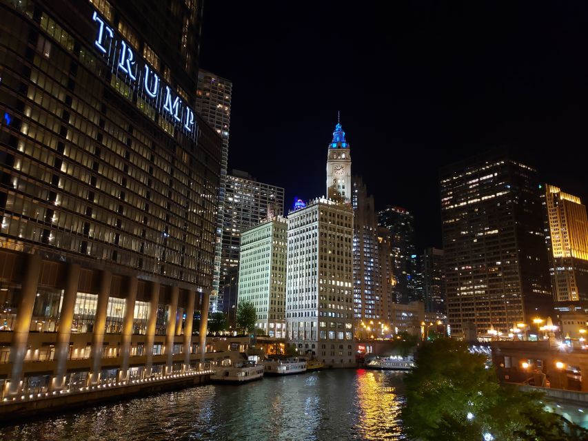 Chicago by Night River and Lake Cruise - Out onto Lake Michigan for the wide skyline view