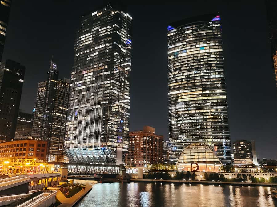 Chicago: Fireworks Cruise with Lake or River Viewing Options - Meeting points and boarding advice