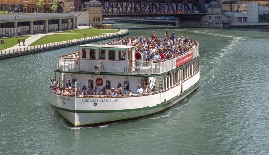 Chicago: First Lady River Cruise & Architecture Center Combo - Open-air views, seating, and Chicago weather