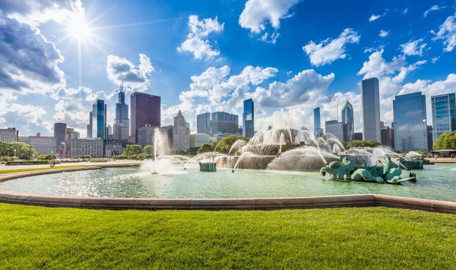 Chicago: Guided Tour with Architecture River Cruise - Cloud Gate and the artist behind the Bean