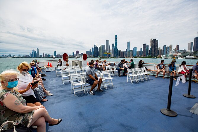 Chicago Lake and River Architecture Tour - Boarding at the Michigan Avenue dock