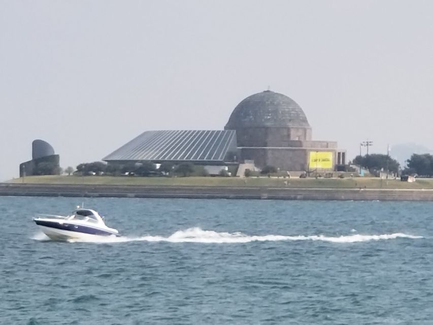 Chicago: Narrated Sightseeing River and Lake Cruise - Who will enjoy this cruise most?