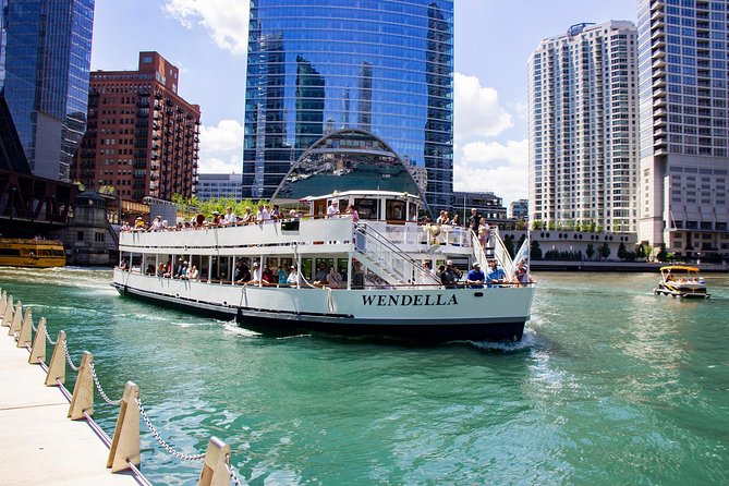 Chicago River 90-Minute Architecture Tour - The Lyric Opera and Chicago’s grand interiors