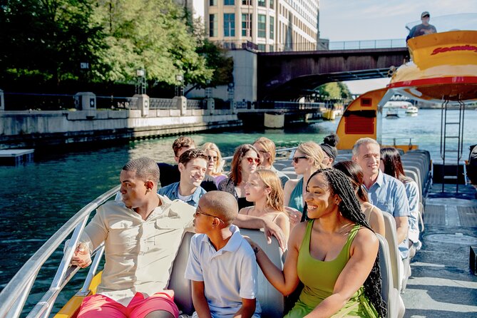 Chicago Seadog River & Lake Architectural Tour - Choosing your timing and preparing for the ride
