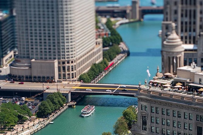 Chicago Sightseeing River and Lake Cruise - What is included, and what should you budget for?