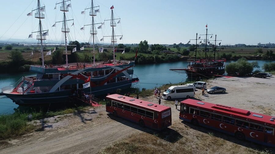 City of Side: Boat Tour on the Manavgat River w/ Bazaar Trip - Returning to Manavgat and choosing the waterfall