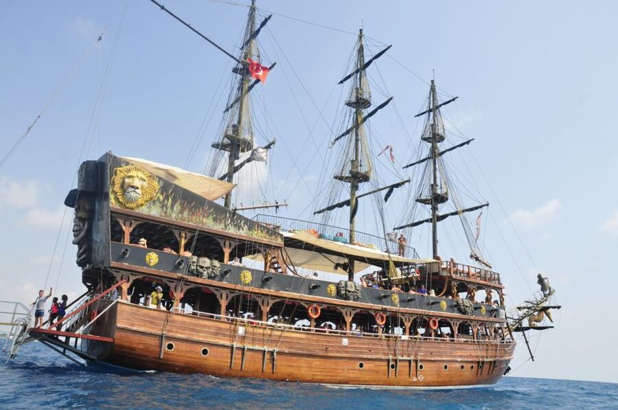 City of Side: Manavgat River Boat Lunch Cruise & Bazaar Tour - Transport is the main question mark