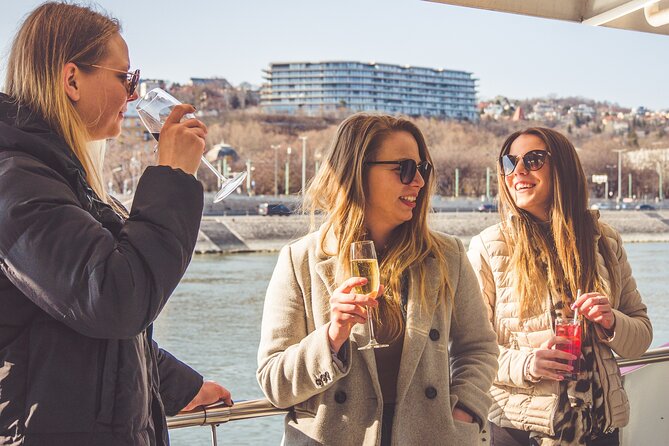 Cocktail Cruise and City Views on the Danube in Budapest - The cocktail menu and what you actually receive