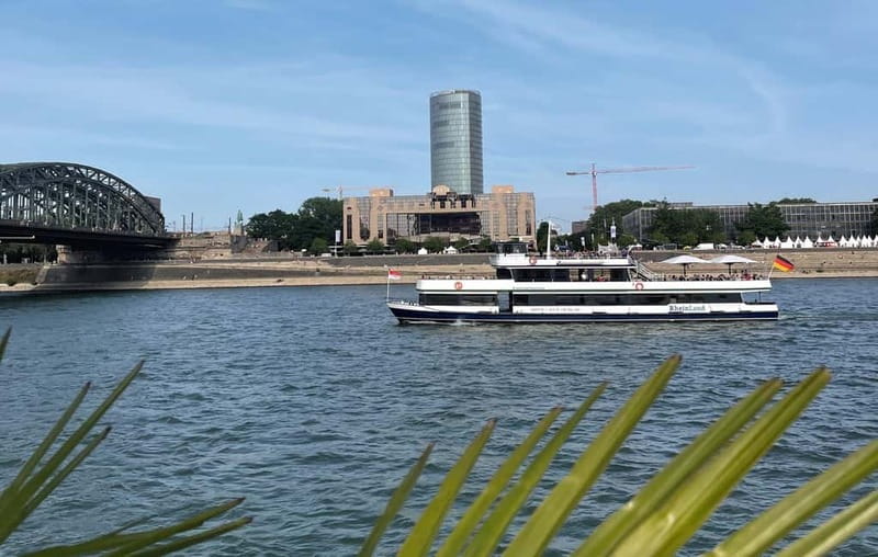 Cologne: 1-hour Rhine Cruise in Cologne - Five bridges and the run to Rodenkirchen