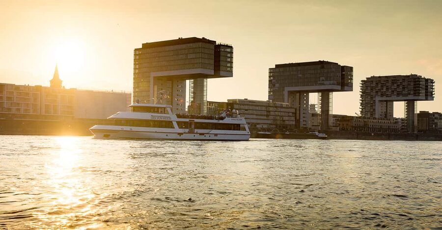 Cologne: 2-Hour Evening Cruise on the Rhine River - Key points to know before you board