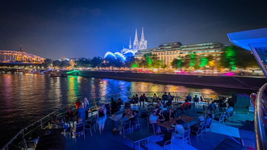 Cologne: 2-Hour Evening Cruise on the Rhine River - Who will enjoy this cruise most?