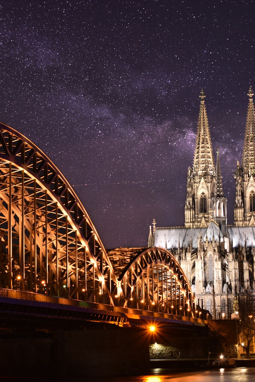 Cologne: Rhine River Winter Cruise with Festive Music - A festive cruise with Cologne’s best river views