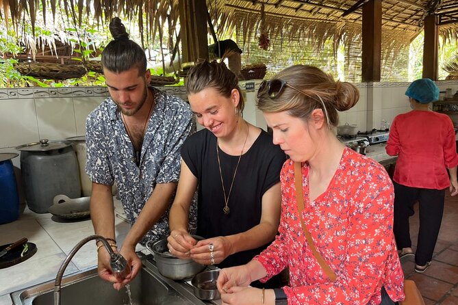 Cooking class & Vibrant Market by Scooter/Tuktuk (Half-Day) - Booking, timing, and cancellation details