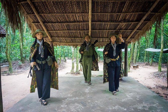 Cu Chi Tunnels and Mekong Delta 1 Day Tour With Small Group - Cu Chi Tunnels: history in tight quarters