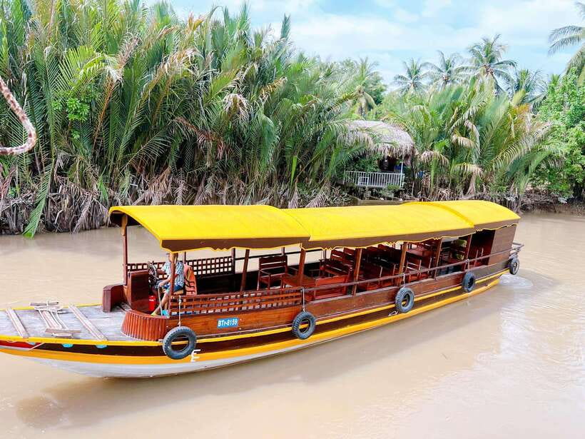 Cu Chi Tunnels And Mekong Delta Tour Tour With A Small Group - Guide quality, group size, and language choices