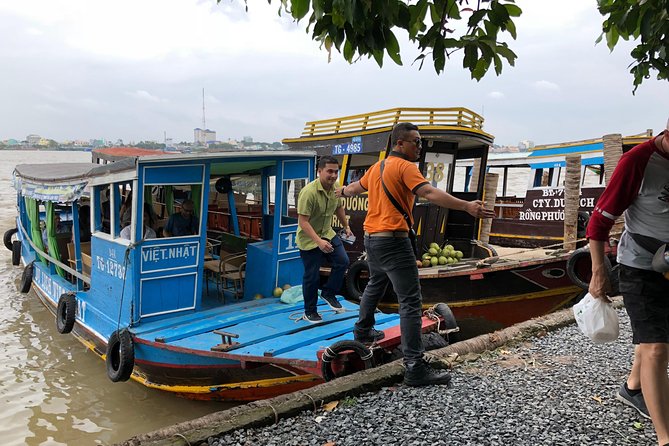 CuChi Tunnels&Mekong Delta-Boat,TukTuk,Coconut Village SmallGroup - Food, fruit, tea, and music
