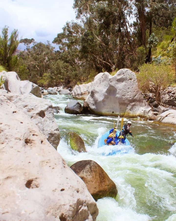 Cusco: River Rafting Adventure Full Day | Adrenaline Tour - The optional zip-line across the river