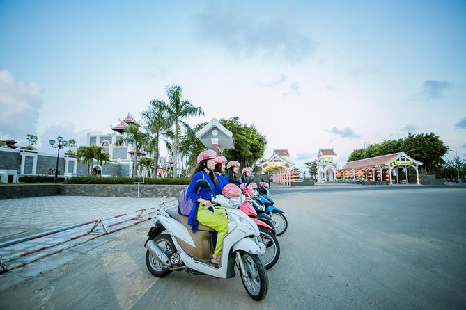 Da Nang Night Motorbike Tour & River Cruise Riding By Lady Rider - Why a motorbike is a smart way to see Da Nang at night