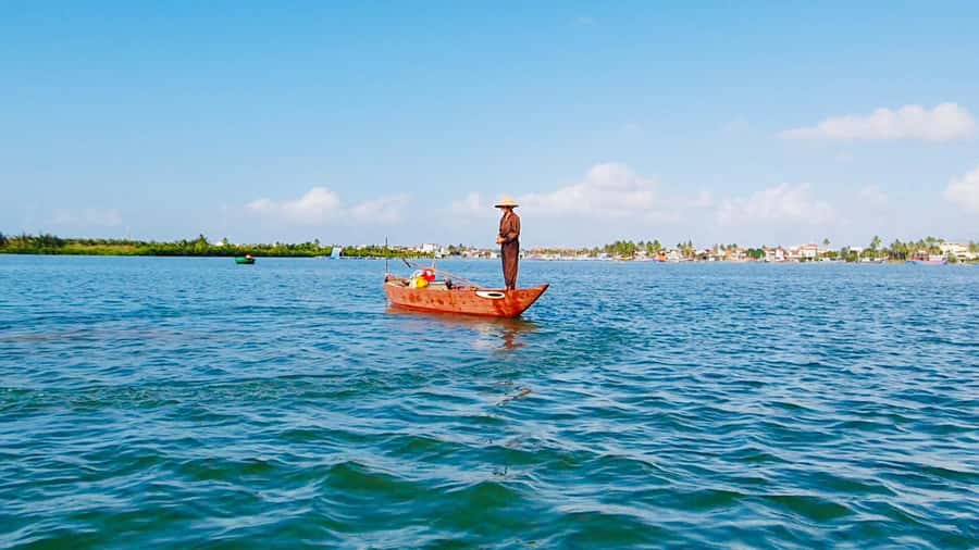 Da Nang or Hoi An: Countryside Bike & Basket Boat Tour - Leaving Da Nang or Hoi An for the rice fields