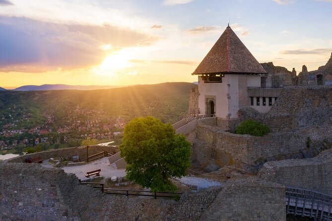 Danube Bend Full-Day Private Tour From Budapest - Szentendre’s lanes, galleries, and café time