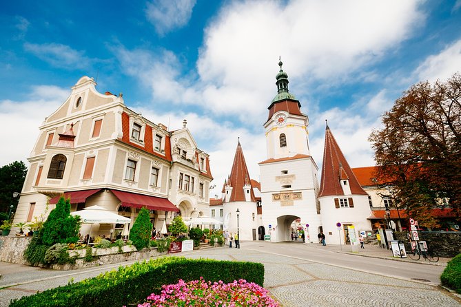 Danube Valley Day Trip from Vienna - Who should book this Danube day trip