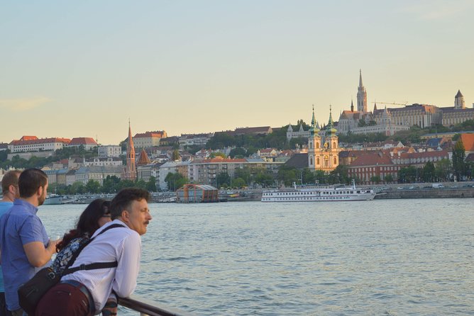 Daytime and Sunset Cruise on the Danube with Drink Options - Chain Bridge and the bridges of Budapest