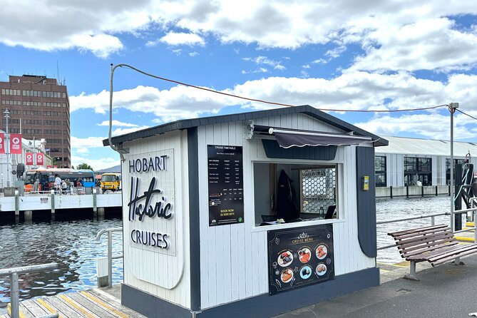 Derwent River Historic Harbour Cruise From Hobart - The south sailing, Battery Point and the eastern shore
