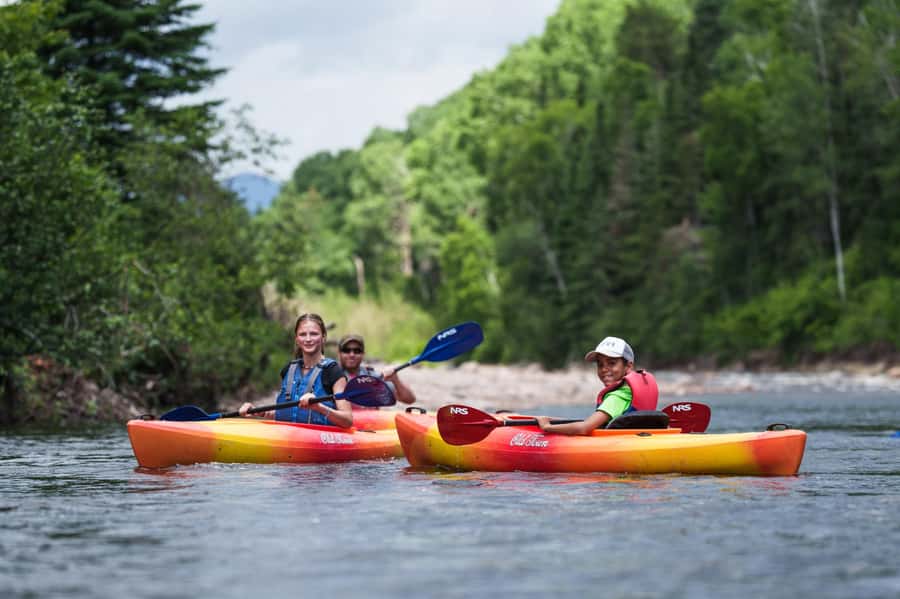 Descent of the Gouffre River in Baie-St-Paul, Charlevoix - La Familiale - Choosing the right kayak for your group
