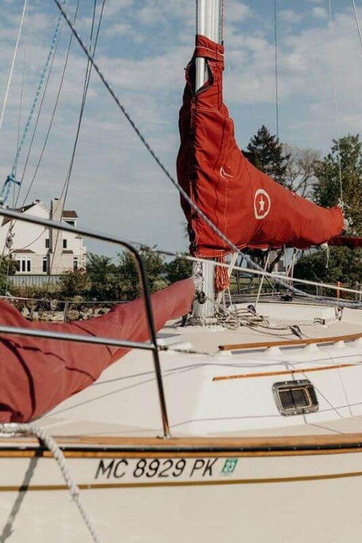 Detroit: Sailing Tour on the Detroit River - Who Will Enjoy This Most