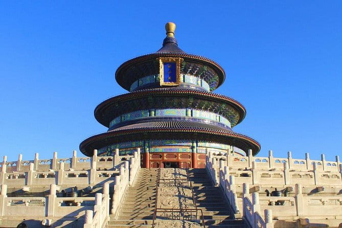 Din Tai Fung Dinner and VIP Class River Cruise Experience in Shanghai - Practical details that affect your choice