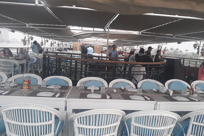Dinner Nile cruse in Cairo at Night - Transfers from the pyramids or downtown Cairo