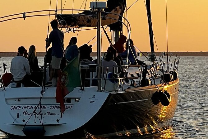 Douro Sunset Sailboat Experience in Porto - Comfort aboard the yacht