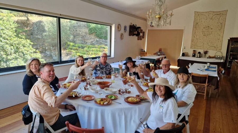 Douro Valley-Expert Guide-Boat-Lunch-Tastings PremiumService - The guide can make or break a full day
