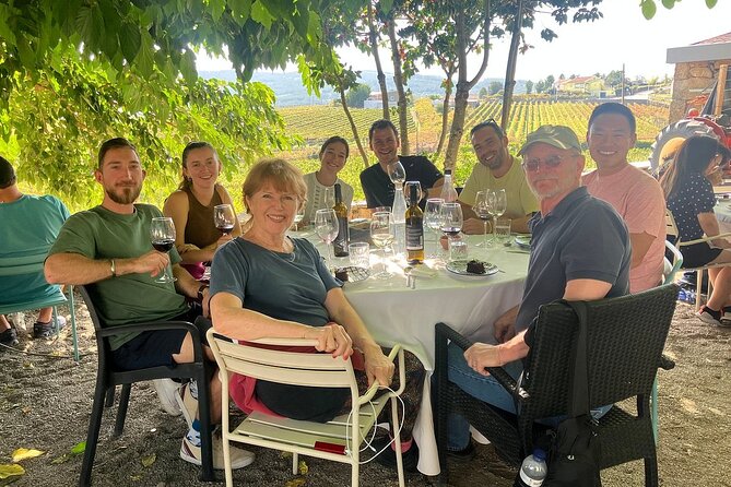 Douro Valley for Wine Lovers with Visit to 4 Wineries and Lunch - The vineyard lunch: the day’s centerpiece