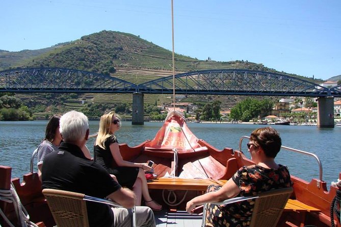 Douro Valley: Historical Sites, Wine Experience, Lunch & Cruise - Amarante and the Tâmega River