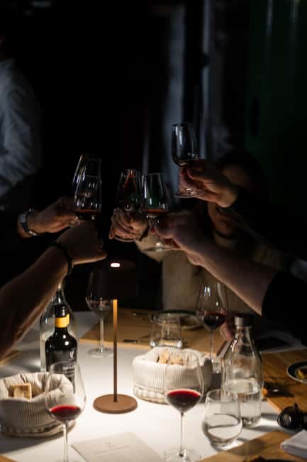 Douro Valley: Quinta Santa Júlia Tour, Wine Tasting & Lunch - What the $88 price includes