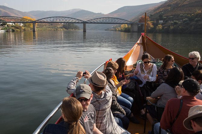 Douro Valley Small-Group Tour with Wine Tasting, Lunch and Boat - The N222 road and the first look at the river
