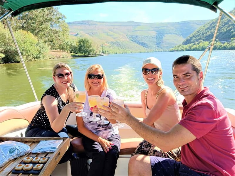 Douro Valley: Winery, Traditional Lunch & Private Boat Trip - Two small producers and 11 wines