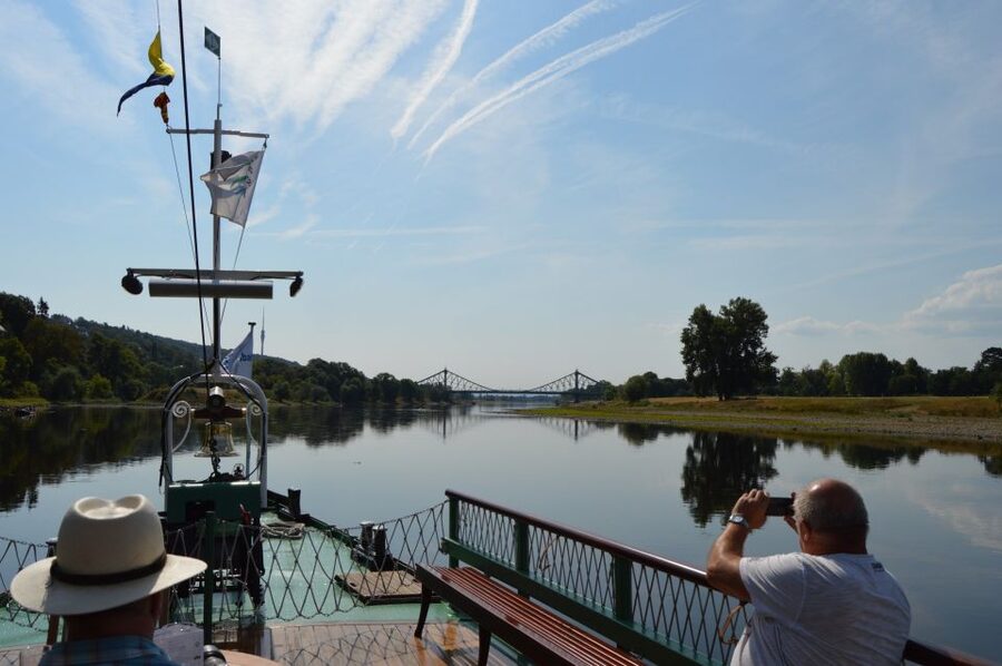 Dresden: Bridges River Tour - The first stretch toward Blasewitz