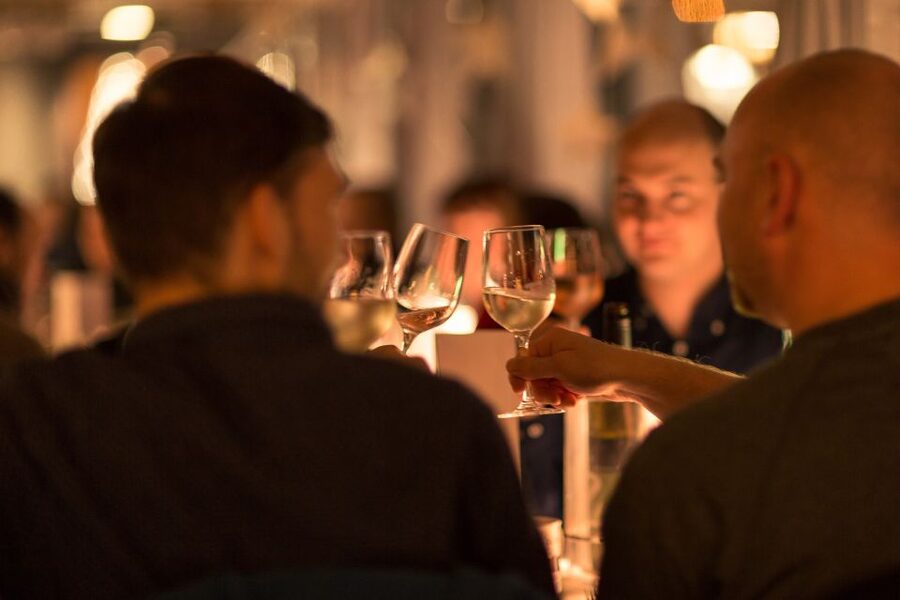 Dresden: Evening River Cruise with Dinner - The boarding point needs a careful check