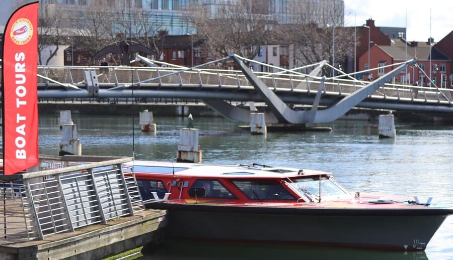 Dublin: River Liffey Sightseeing Cruise - From Viking Dublin to the Modern City