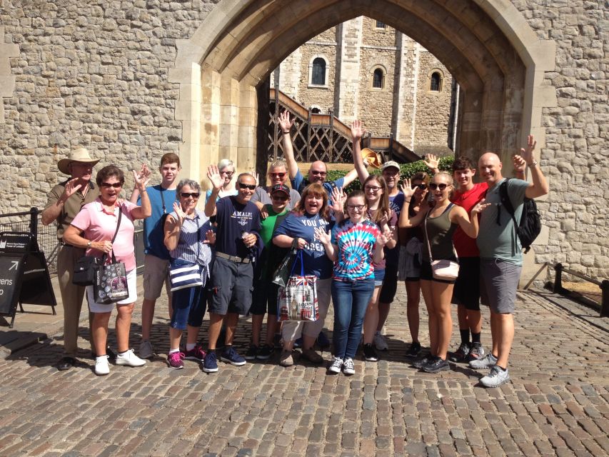 EasyAccess Tower Bridge & Engine Room & Scenic Thames Cruise - The Thames cruise connects east and west London