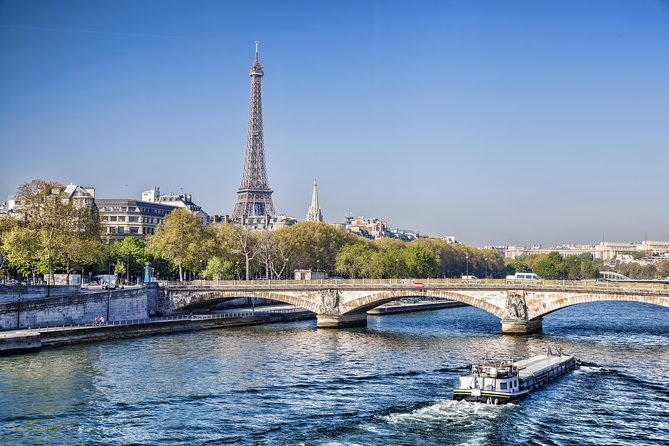 Eiffel Tower Summit Option with Seine River Cruise and City Tour - Three views of Paris, with three different levels of guidance