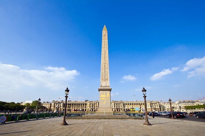 Eiffel Tower Summit Option with Seine River Cruise and City Tour - The timing problem you should plan around